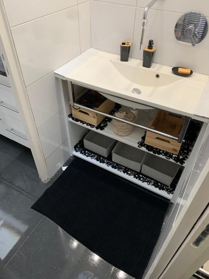 Charmant Appartement - Paris 18 エクステリア 写真